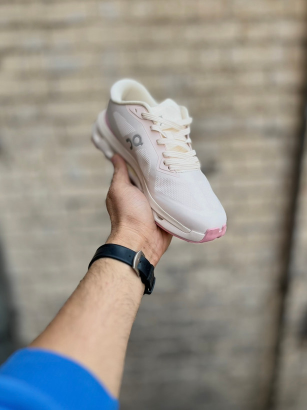 On Cloud Zone 2025 سفید صورتی زنانه