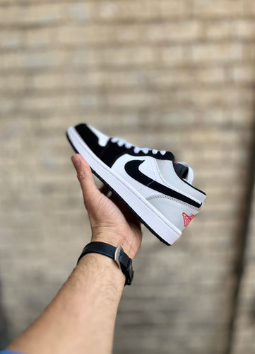 کتونی ایر جردن ۱ لو سفید مشکی طوسی مستر کوالیتی