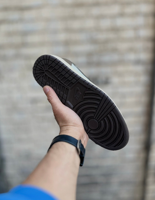 کتونی خاص Air Jordan 1 Mocha مناسب استفاده روزمره و استایل مینیمال