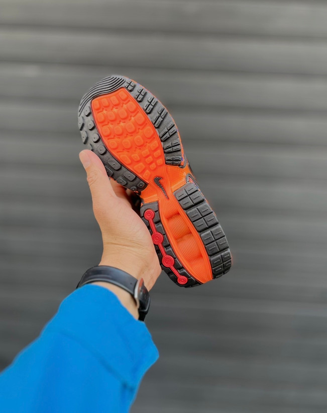 کتونی Air Max DN مشکی نارنجی مناسب پیادهروی و استفاده روزمره