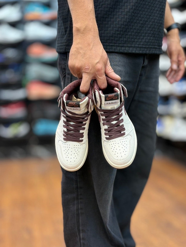 کتونی Air Jordan 1 A Ma Maniere مناسب استایل خیابانی و شیک